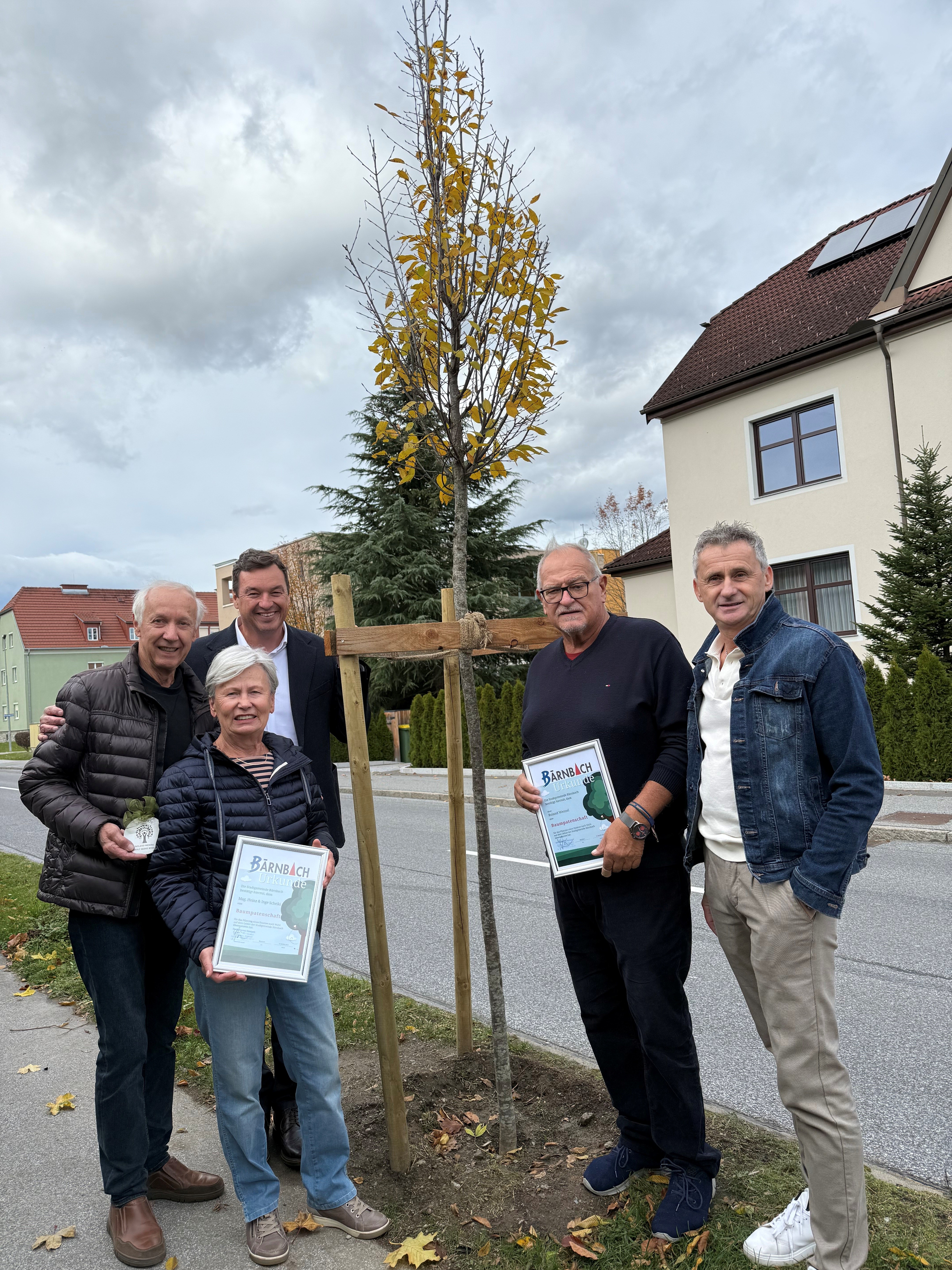 Baumpatenschaft_Scheikl_und_Wenzel.jpg